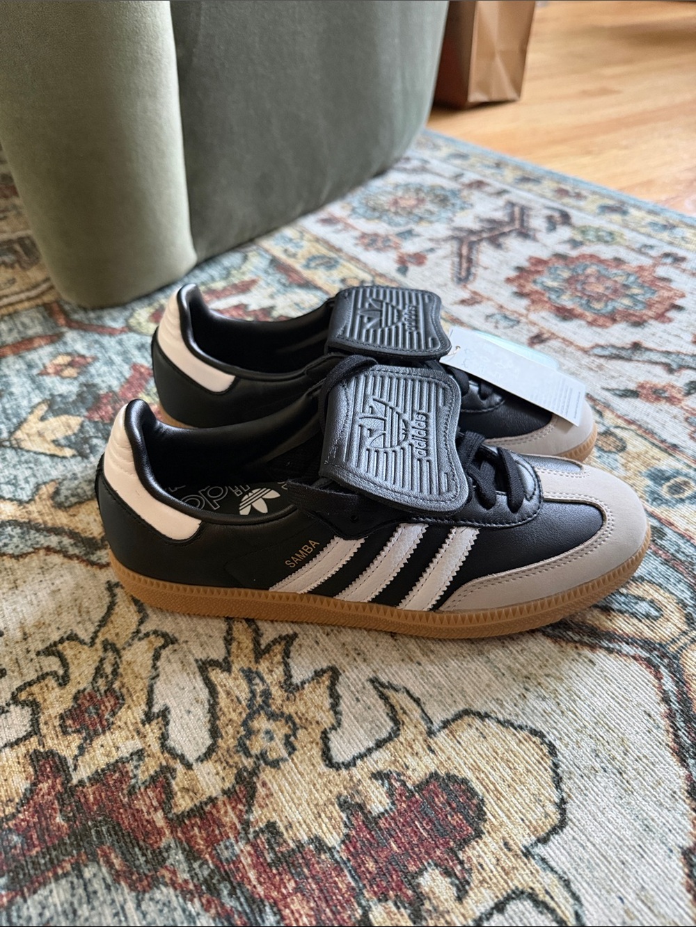NWT adidas samba long tongue shoes size 7 - Picture 3 of 3